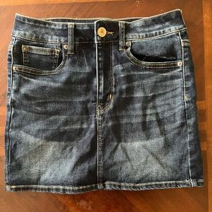 American eagle denim skirt